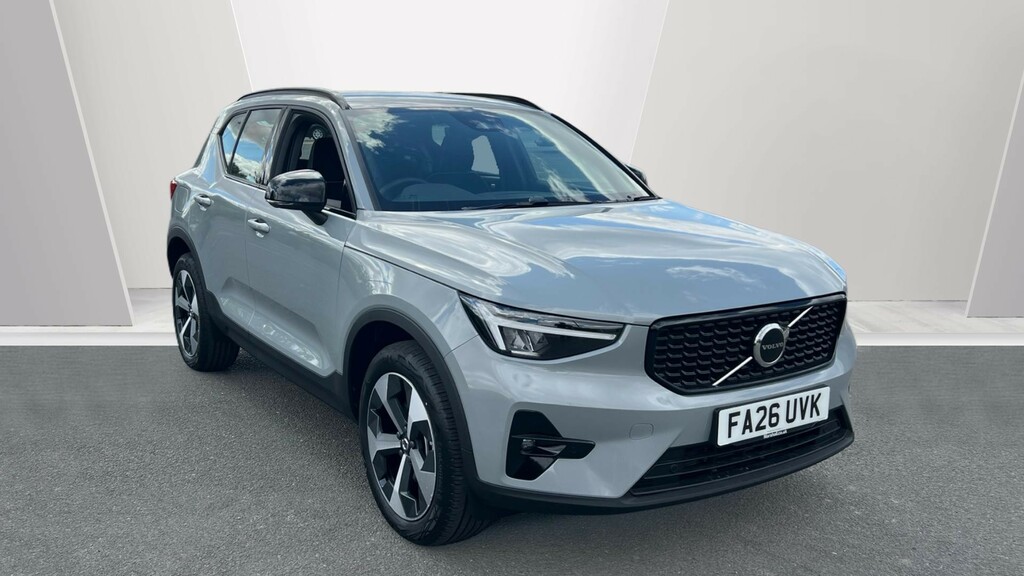 Volvo XC40 Xc40 2.0 B3p Plus Dark Estate Grey