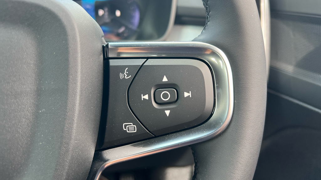 Volvo XC40 Ultra, B4 Mild Hybrid, Dark Blue #28