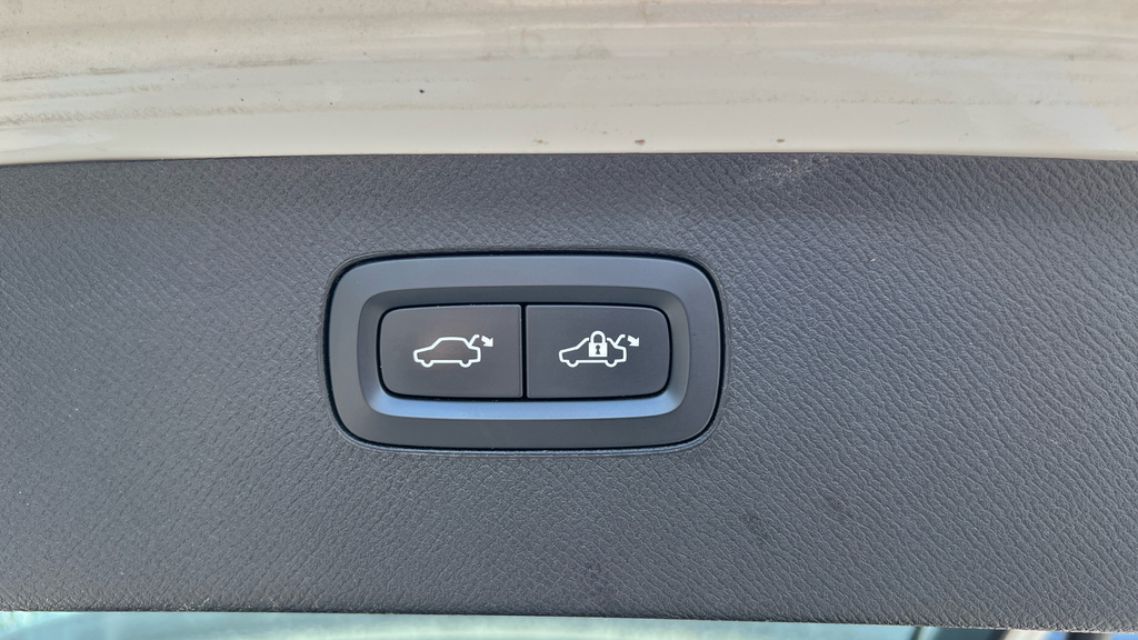Volvo XC90 2.0 T8 390 Hybrid Inscription Pro Grey #38