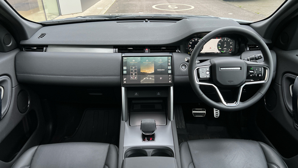 Land Rover Discovery Sport 2.0 D200 Dynamic Hse 7 Seat Silver #9