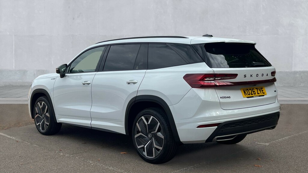 Skoda Kodiaq Kodiaq Sportline 7 Seats 2.0 Tdi 193 Ps Dsg 4X4 White #3