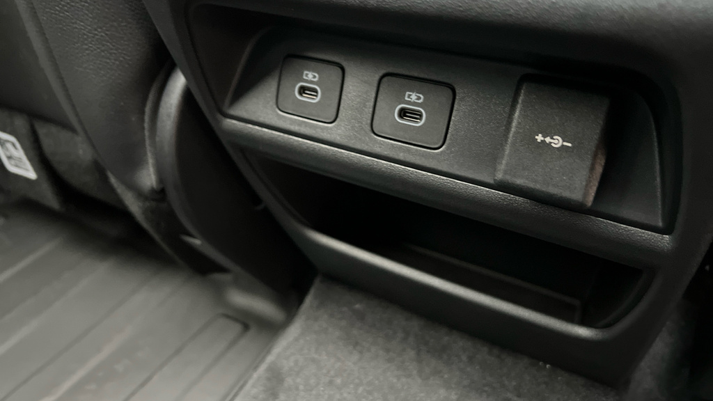 Land Rover Discovery Sport Metropolitan Black #49