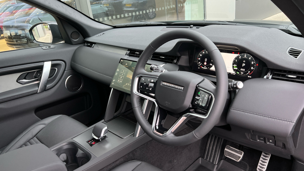 Land Rover Discovery Sport 2.0 D200 Dynamic Hse 7 Seat Black #28
