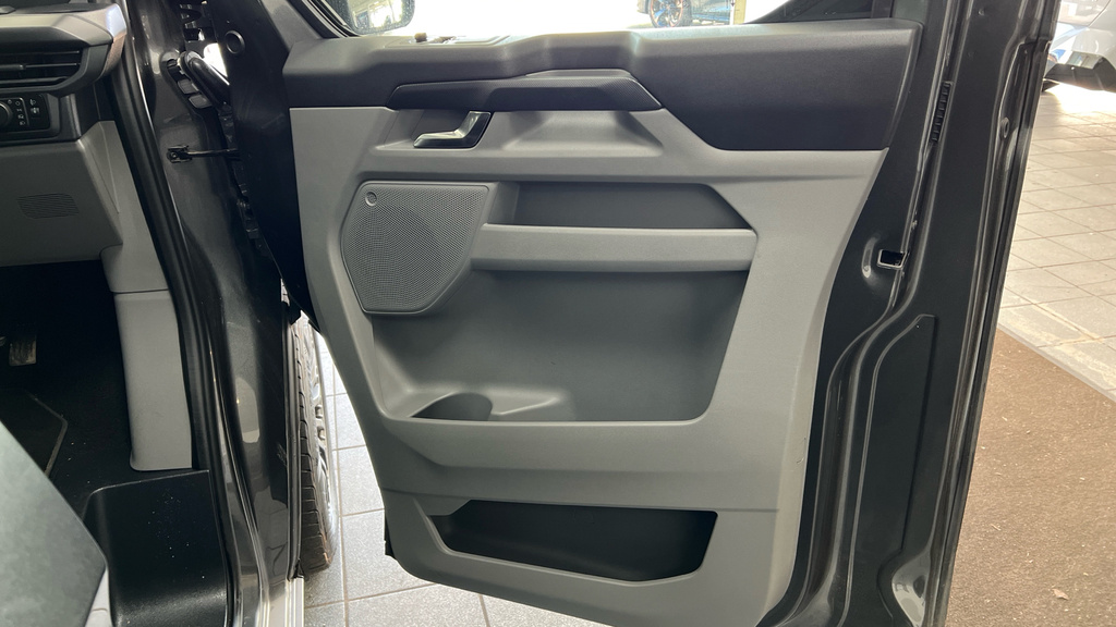 Ford Transit Custom 320 Limited L1 Swb Rwd 100Kw 65Kwh Low Roof Silver #25