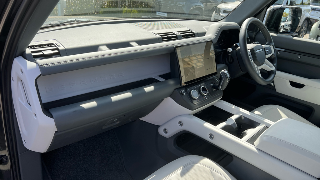Land Rover Defender 110 3.0 D250 X-dynamic Hse 110 Estate SD75VTT Grey #24