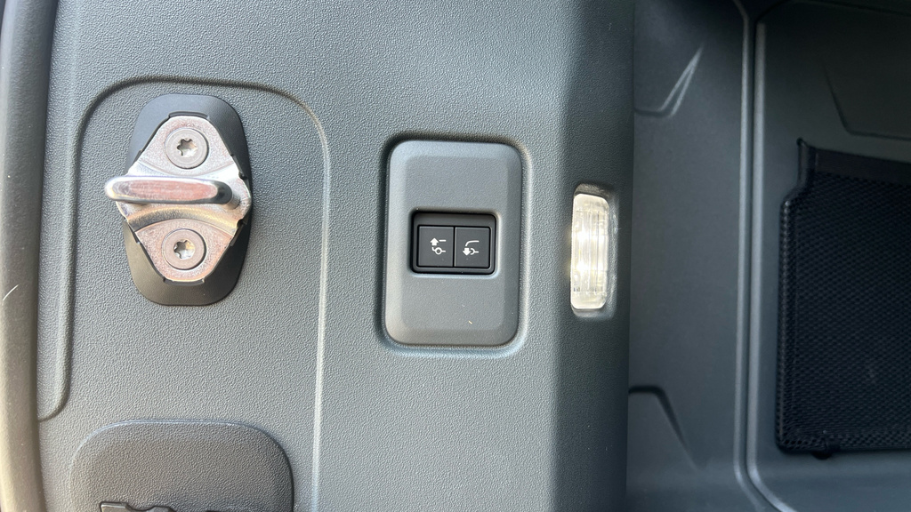 Land Rover Defender 110 3.0 D250 X-dynamic Hse 110 Estate SD75VTT Grey #58