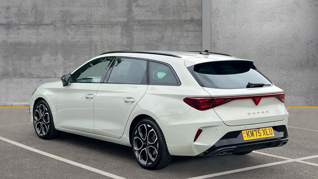 Cupra Leon Leon 1.5 Etsi 150 V2 Dsg KM75XLU Grey #3