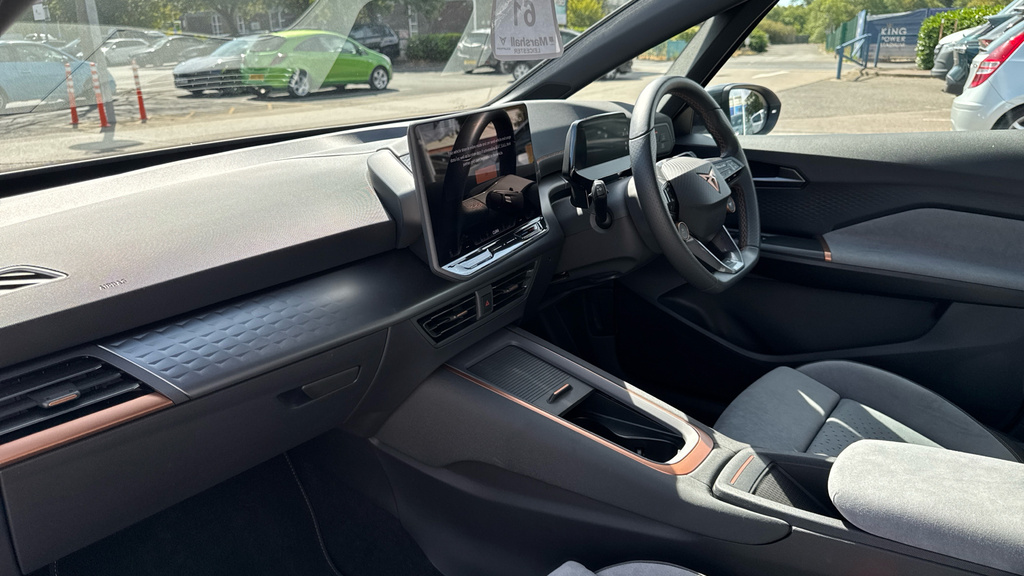 Cupra Born Born 170Kw E-boost V3 59Kwh Hatchback DG26WUH Silver #2