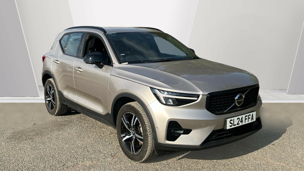 Volvo XC40 Xc40 2.0 B3p Plus Dark Gold