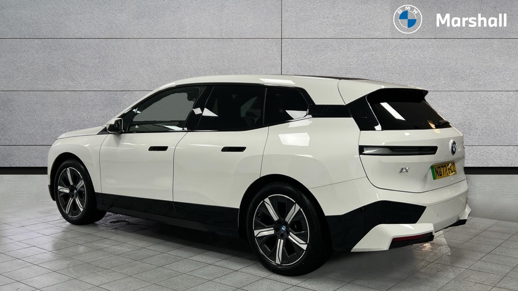 BMW iX Ix 240Kw Xdrive40 M Sport Edition 76.6Kwh White #2