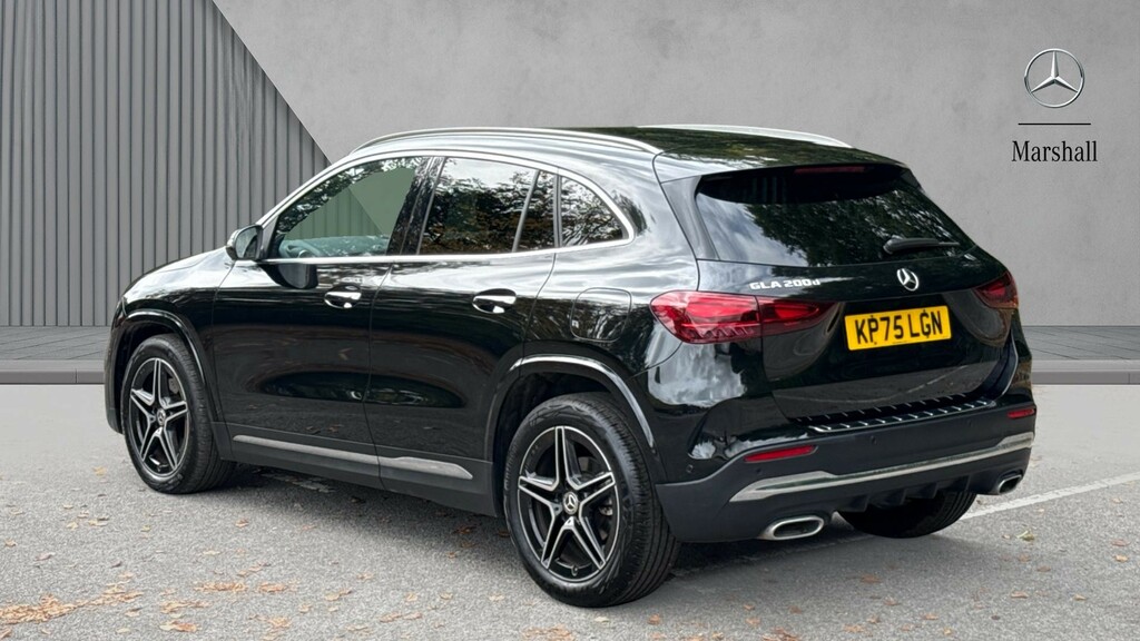 Mercedes-Benz GLA Class Gla 200D Amg Line Executive KP75LGN Black #2