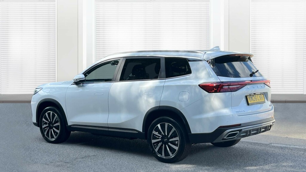 Chery Tiggo 8 Chery Tiggo 8 Estate 1.5T Phev Summit Dht White #5