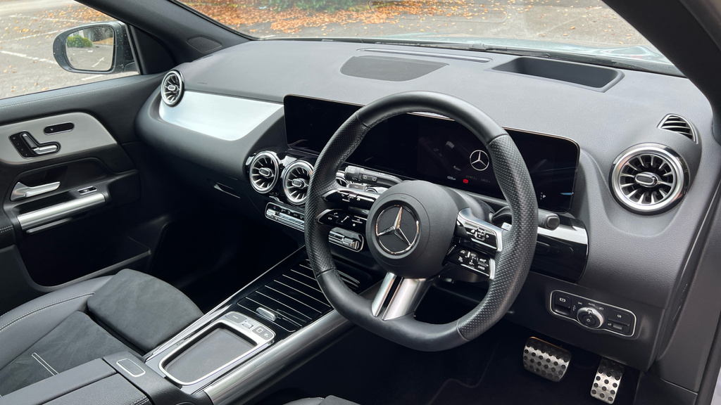Mercedes-Benz GLA Class Gla 220D 4Matic Amg Line Premium Plus KN75XEB Grey #3