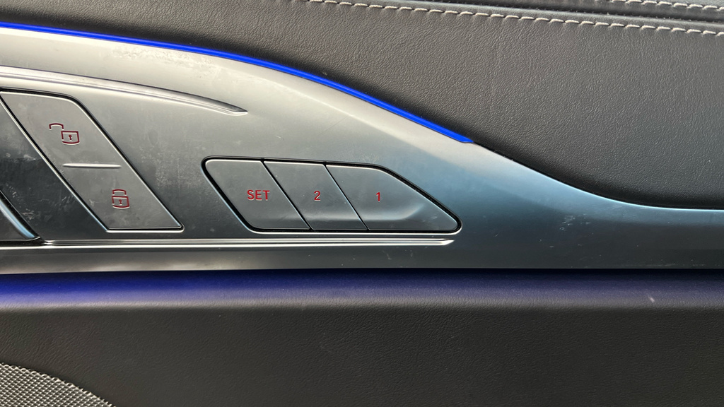 BMW 8 Series 840I 3.0 M Sport Blue #39