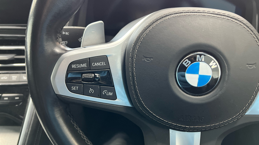 BMW 8 Series 840I 3.0 M Sport Blue #17