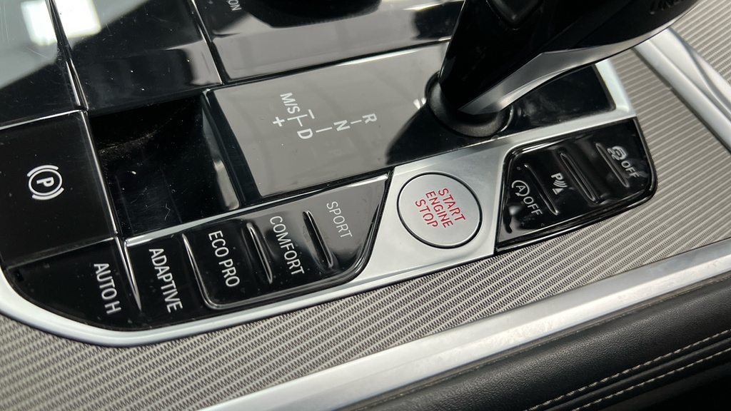 BMW 8 Series 840I 3.0 M Sport Blue #19