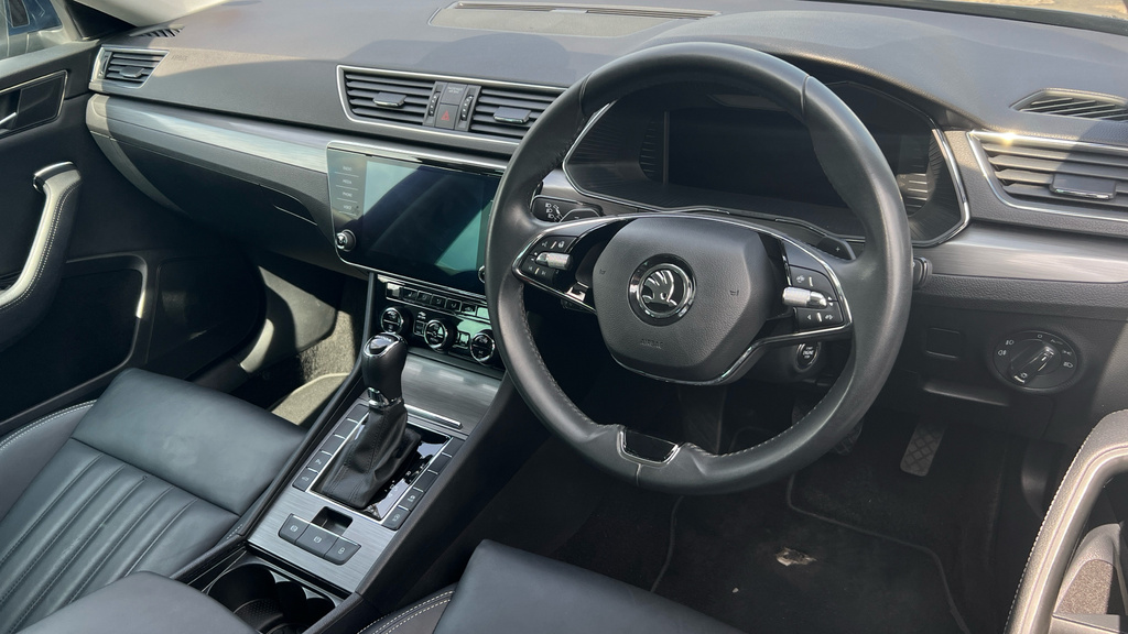 Skoda Superb Superb 2.0 Tdi Cr Se L Dsg Blue #5