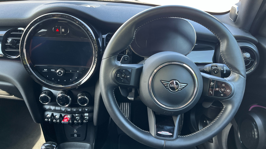 Mini Hatch Hatchback 2.0 Cooper S Sport Premium Plus DF73WFC Black #5