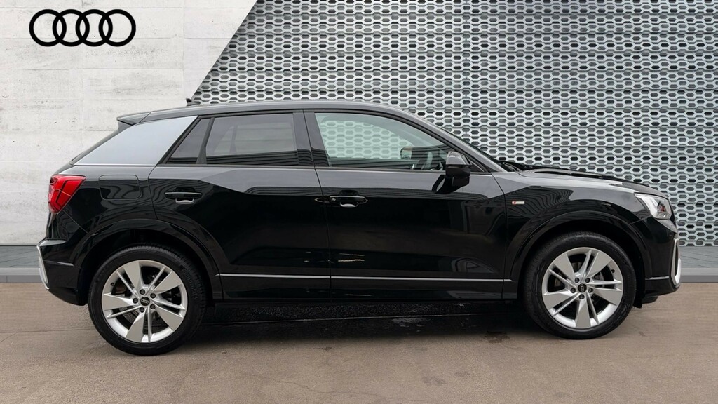 Audi Q2 Q2 35 Tfsi S Line OW75ECV Black #4