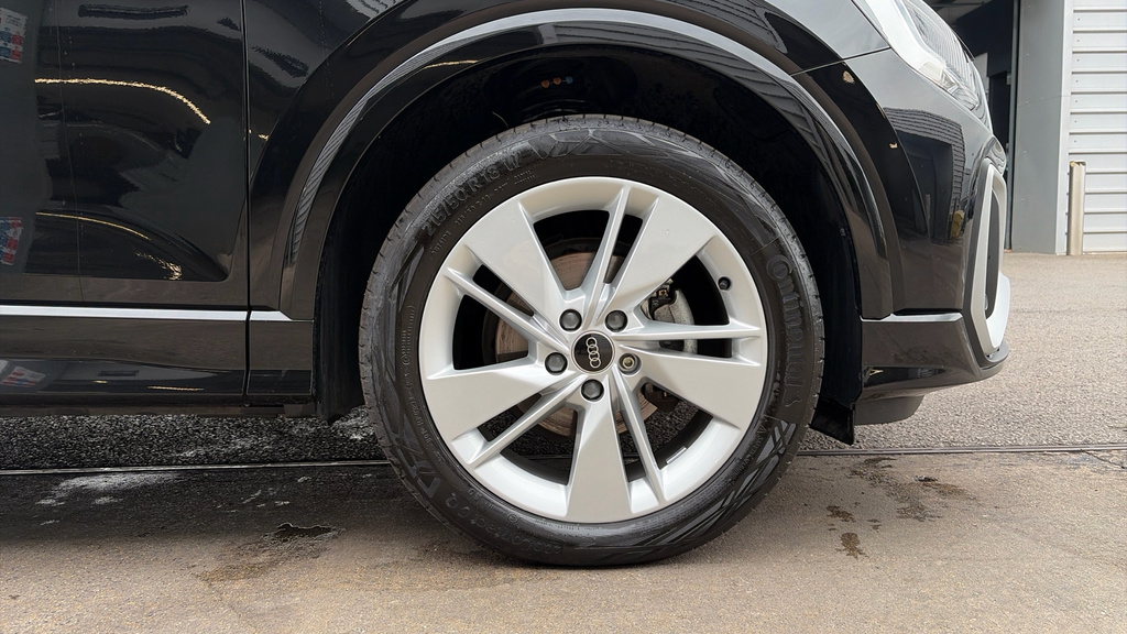 Audi Q2 Q2 35 Tfsi S Line OW75ECV Black #5