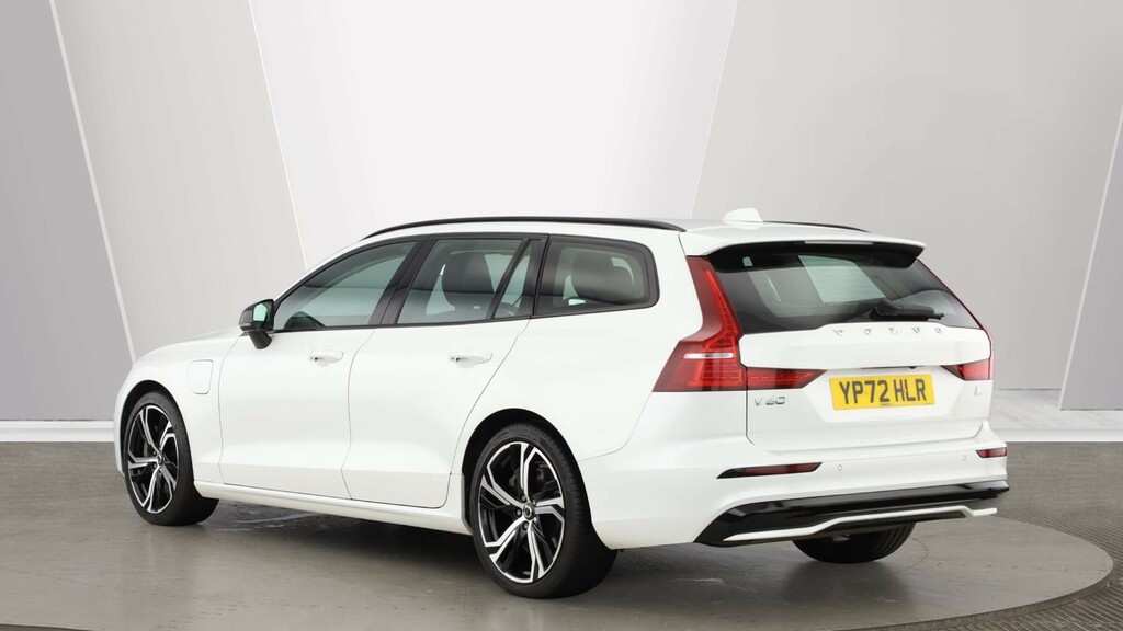 Volvo V60 V60 2.0 T6 350 Recharge Phev Plus Dark Awd A White #3