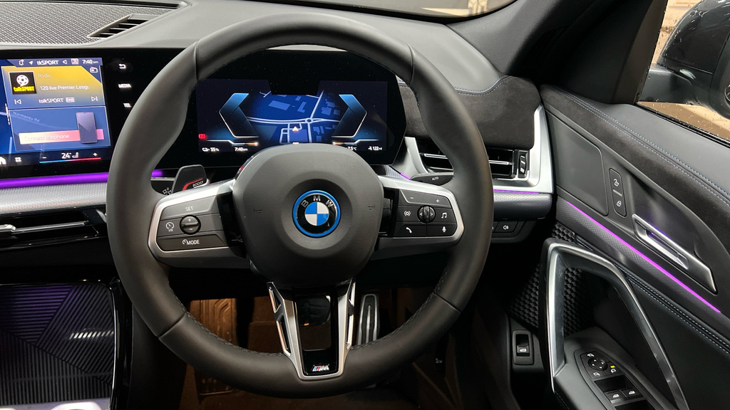BMW iX2 Bmw Ix2 Hatchback 150Kw Edrive20 M Sport Black #5