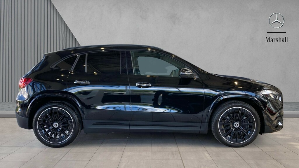 Mercedes-Benz GLA Class Gla 220D 4Matic Amg Line Premium Plus KW25EWP Black #4
