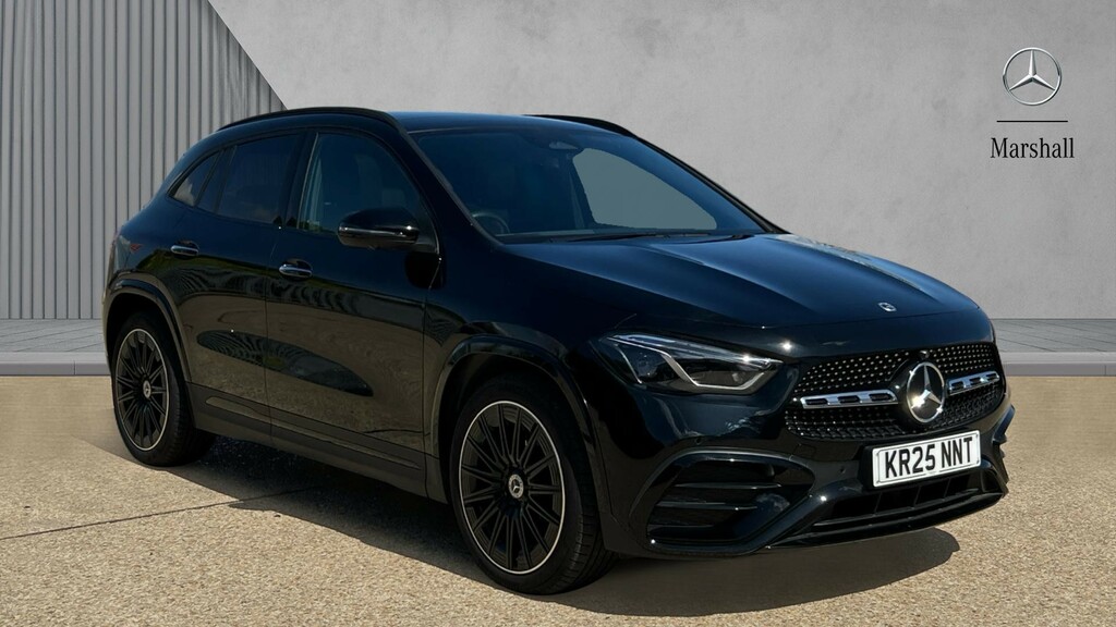 Mercedes-Benz GLA Class Gla 220D 4Matic Amg Line Premium Plus Black