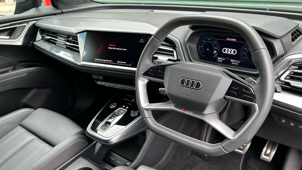 Audi Q4 E Tron Q4 210Kw 45 82Kwh Black Edition KR75YRK Blue #6