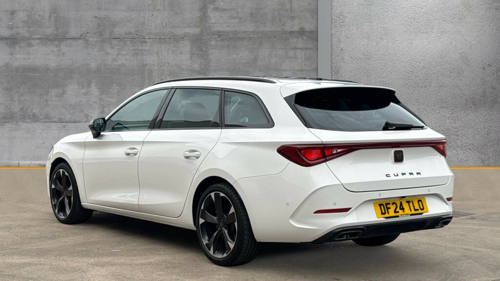 Cupra Leon Leon 1.5 Etsi V1 Dsg DF24TLO White #3