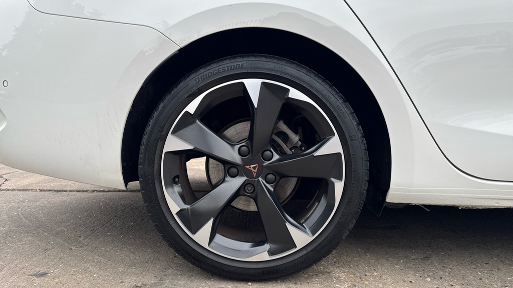 Cupra Leon Leon 1.5 Etsi V1 Dsg DF24TLO White #5