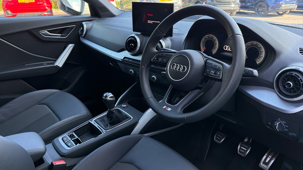 Audi Q2 Q2 35 Tfsi S Line OW75CRF White #6