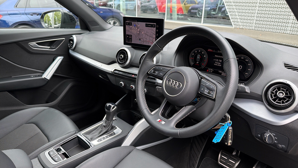Audi Q2 Q2 35 Tfsi S Line S Tronic OW75CHX Black #6