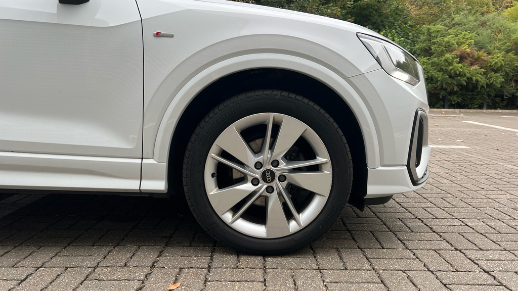 Audi Q2 Q2 35 Tfsi S Line S Tronic OW75HDC White #5