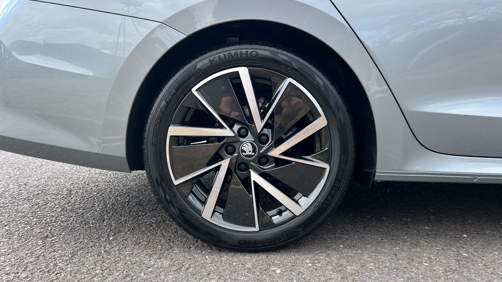 Skoda Octavia Octavia 1.5 Tsi 150 E-tec Sportline Dsg Silver #5