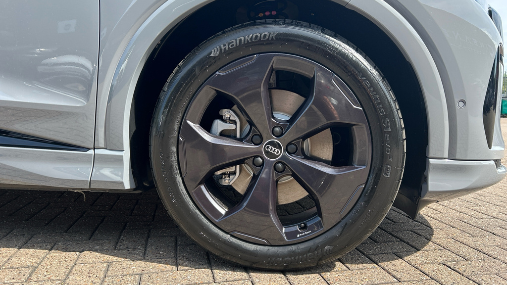 Audi Q4 E Tron Audi Q4 Suv Launch Edition E-tron Performance 210, RA26YML Grey #5