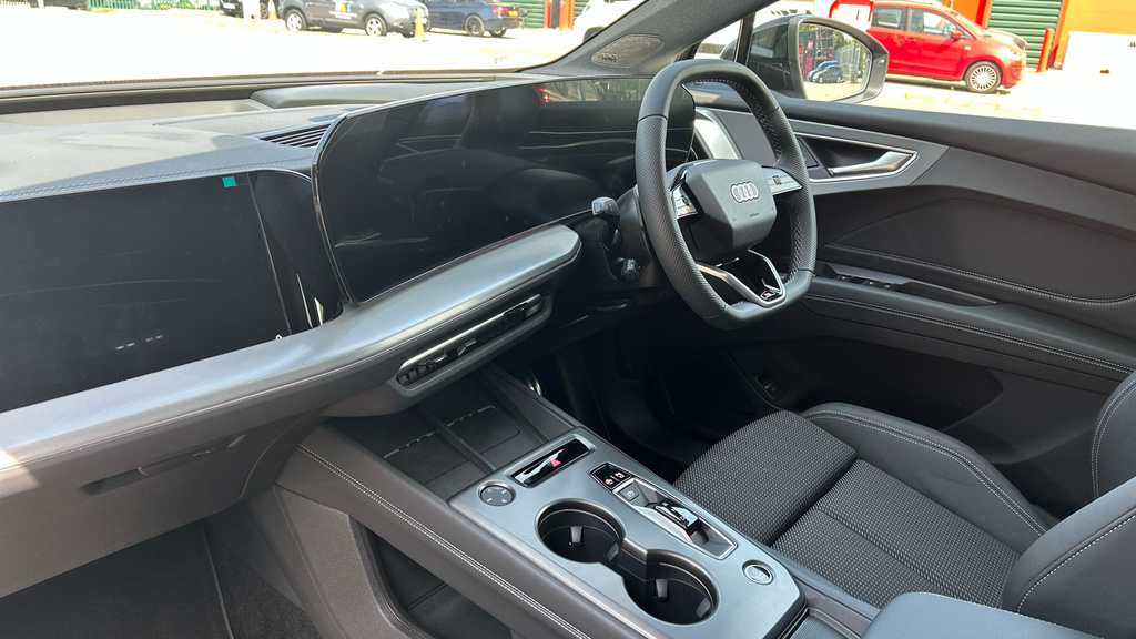 Audi Q4 E Tron Audi Q4 Suv Launch Edition E-tron Performance 210, RA26YML Grey #2