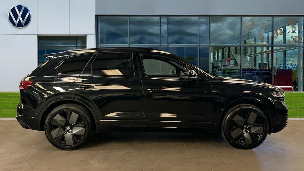 Volkswagen Touareg Touareg 3.0 V6 Tdi 4Motion 286 Final Edition T Black #4