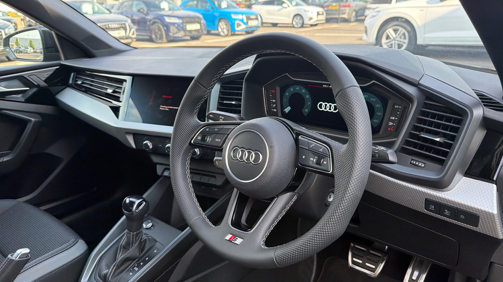 Audi A1 A1 30 Tfsi S Line S Tronic Black #6