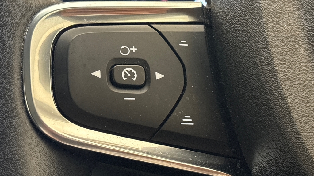 Volvo XC40 Recharge Plus, T4 Plug-in Hybrid, Grey #30