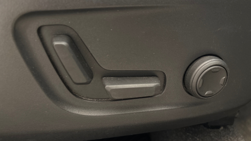 Volvo XC40 Recharge Plus, T4 Plug-in Hybrid, Grey #27