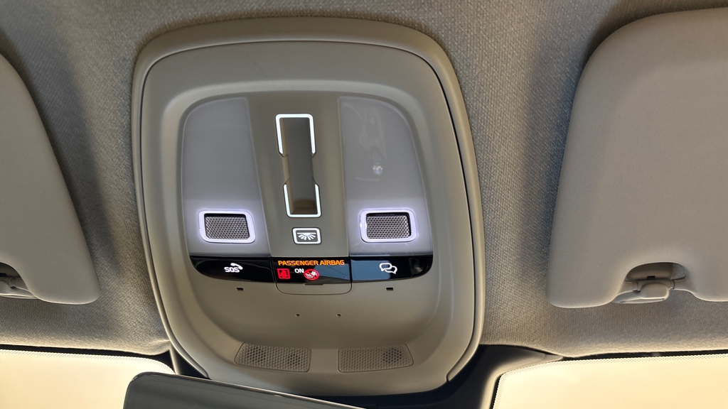 Volvo XC40 Recharge Plus, T4 Plug-in Hybrid, Grey #32