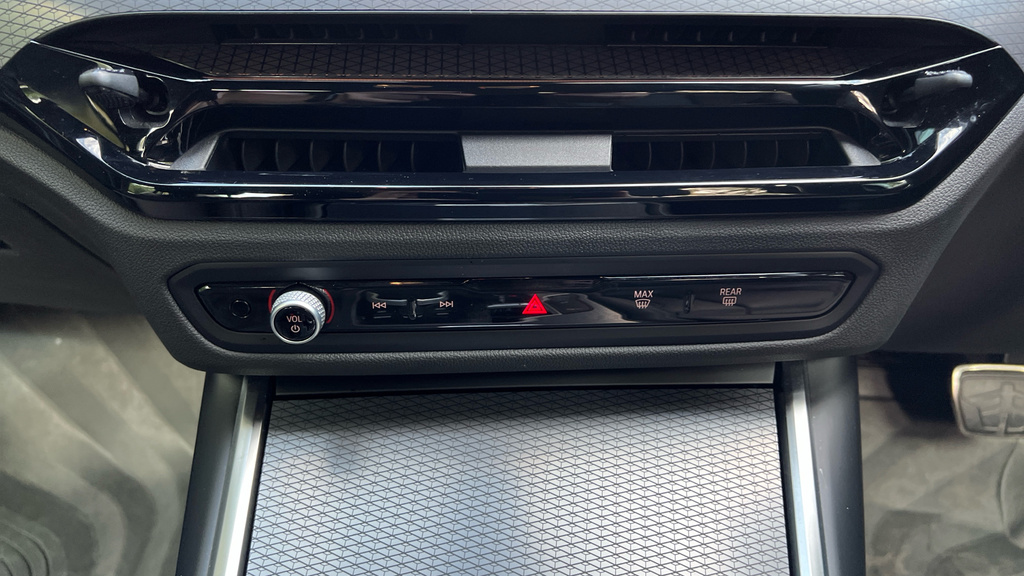 BMW 3 Series 2.0 320I M Sport Saloon Euro 6 S Black #33