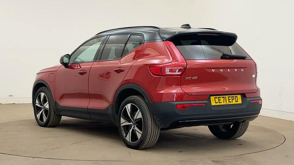 Volvo XC40 Xc40 1.5 T5 Recharge Phev R Design Red #5