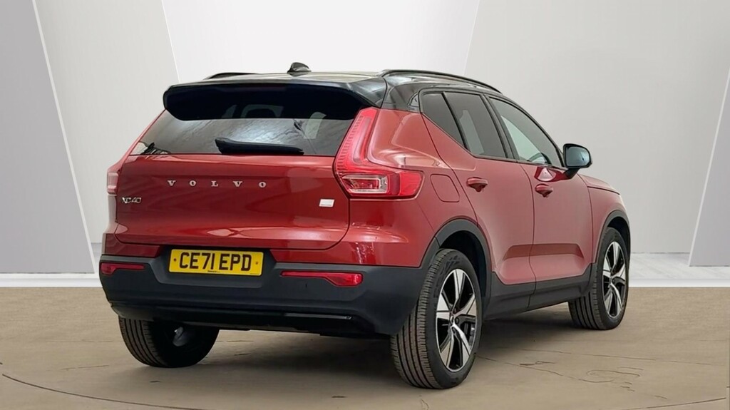 Volvo XC40 Xc40 1.5 T5 Recharge Phev R Design Red #3