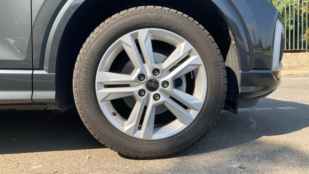 Audi Q2 Q2 35 Tfsi Sport Grey #5