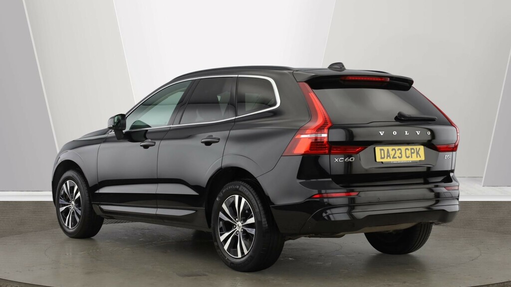 Volvo XC60 Xc60 2.0 B5p Core Awd Geartronic Black #3