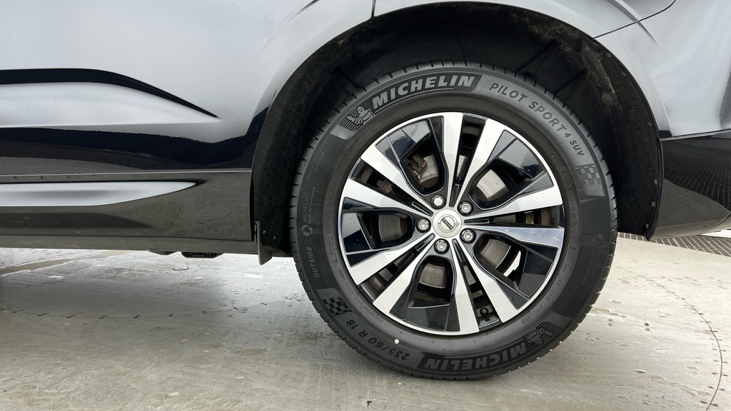 Volvo XC60 Xc60 2.0 B5p Core Awd Geartronic Black #4