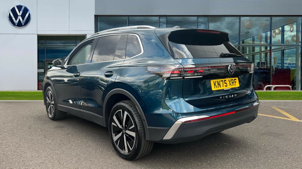 Volkswagen Tiguan Tiguan 1.5 Tsi Ehybrid Elegance Dsg Blue #3