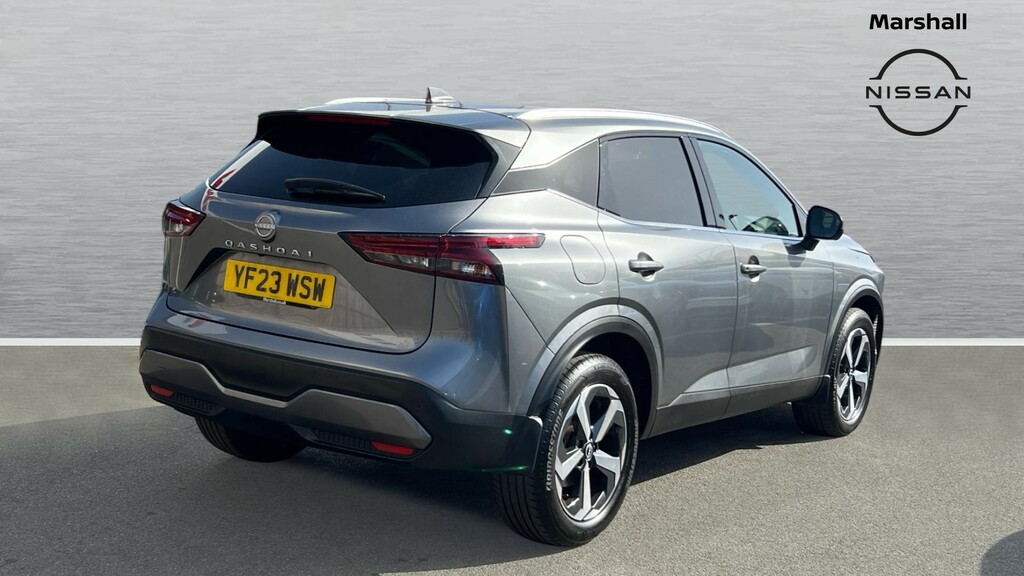 Nissan Qashqai 1.3 Dig-t Mh 158 4Wd N-connecta X-tronic With White #11